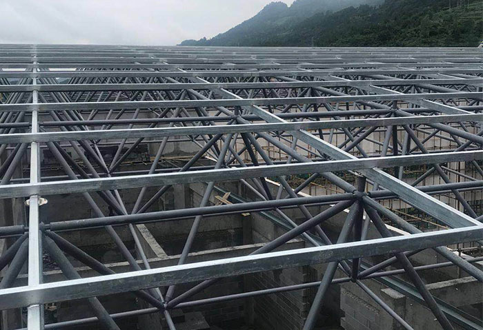 朔州仁怀冠英学校艺体楼网架
